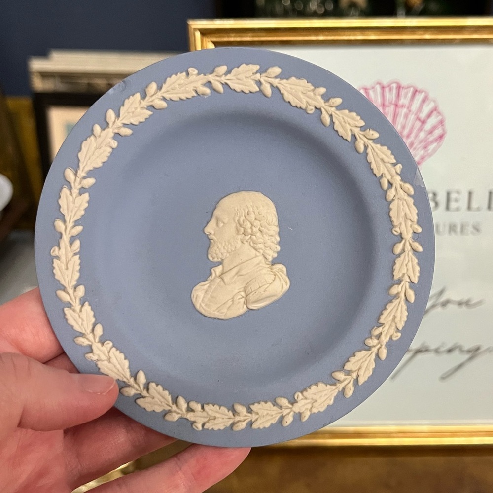 Vintage Wedgwood Blue Jasperware “William Shakespeare” small trinket dish